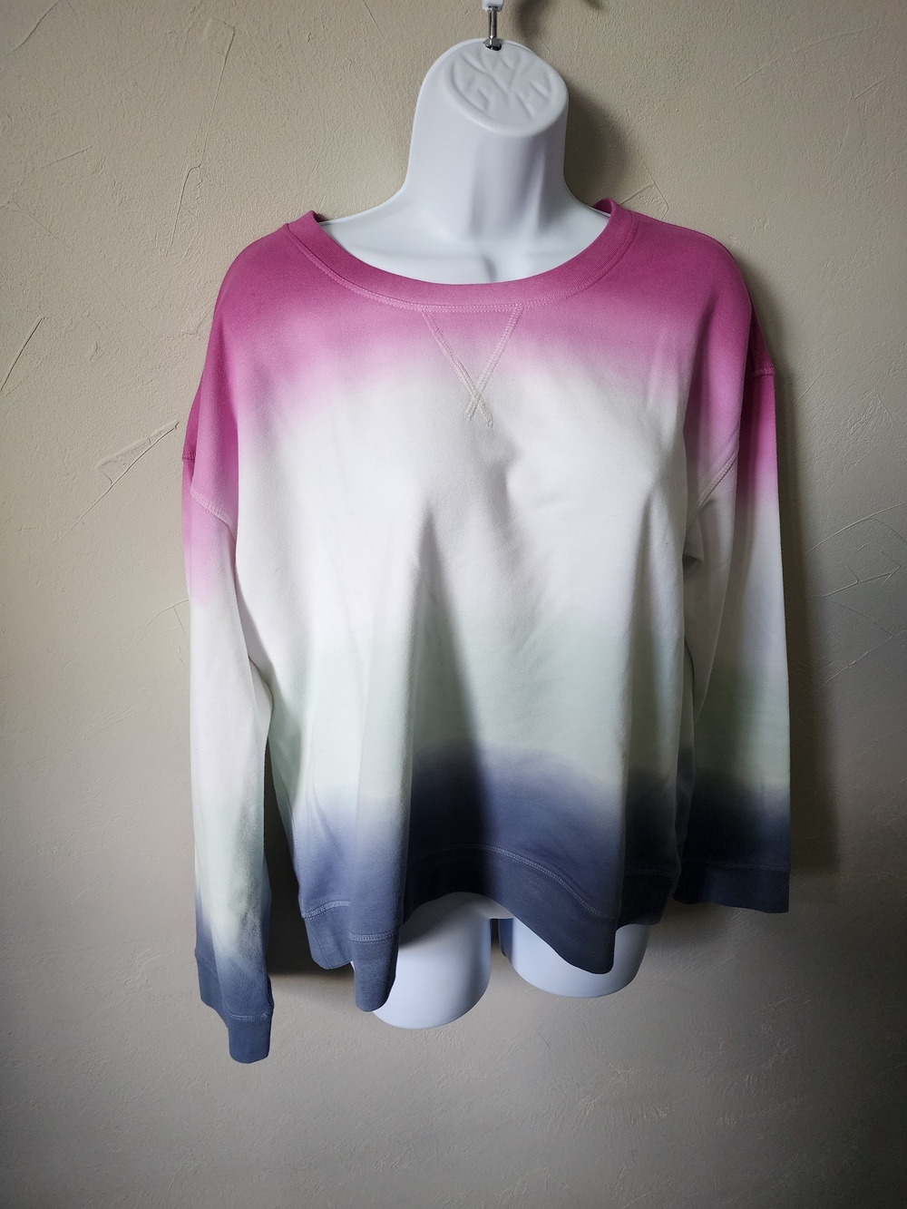 Women's Ombre Crewneck Sweatshirt -  Size Medium